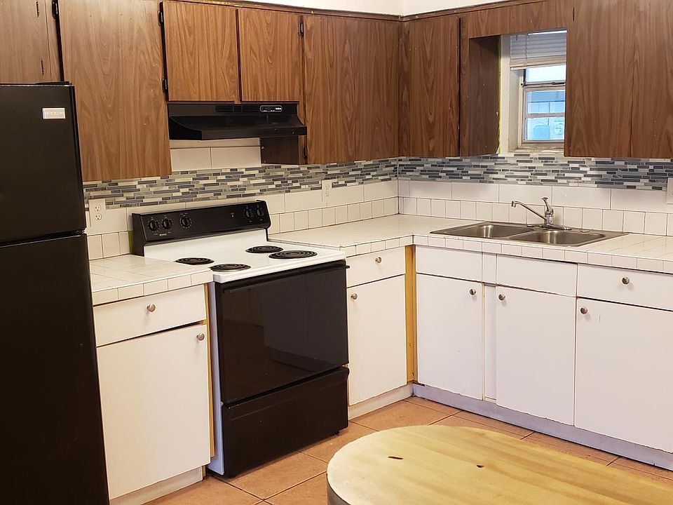 1st image of 15454 Alma Ave