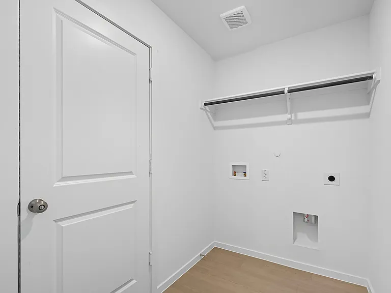 1013 Raintree Rd — Photo 14