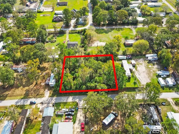 21048 Brazos Dr, New Caney, TX 77357