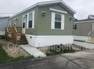 2700 Brookpark Rd Trailer 320, Cleveland, OH 44134
