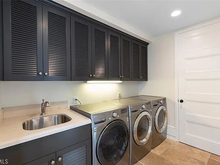 322 Emerald Bay — Photo 26