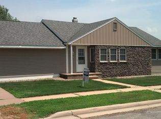 102 Grant Ave, Lowden, IA 52255