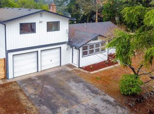 11117 Kirkwood Dr SW, Tacoma, WA 98498