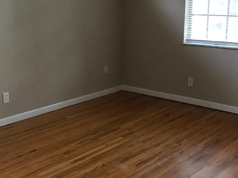3108 Glenwood Ct — Photo 4