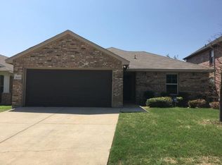 8128 Ruse Springs Ln, Fort Worth, TX 76131
