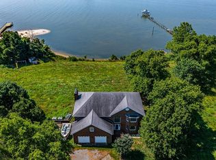 1572 Cowart Rd, Lottsburg, VA 22511