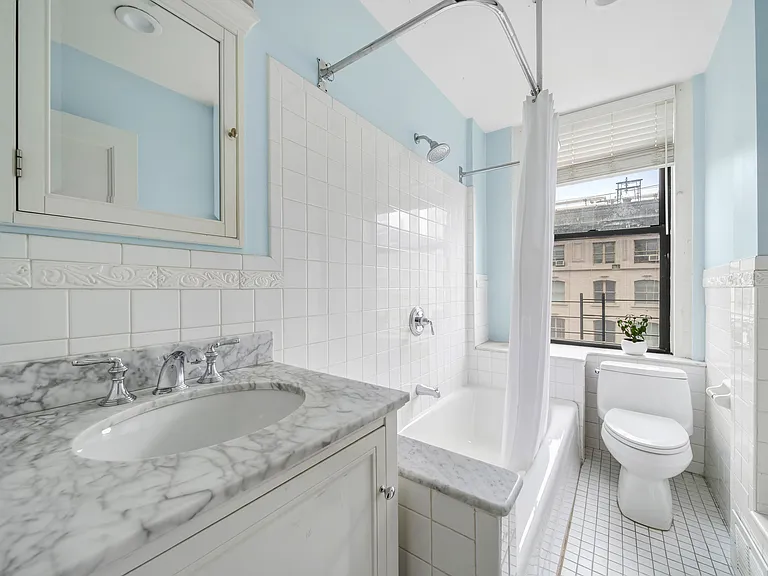 176 W 87th St #11E — Photo 5