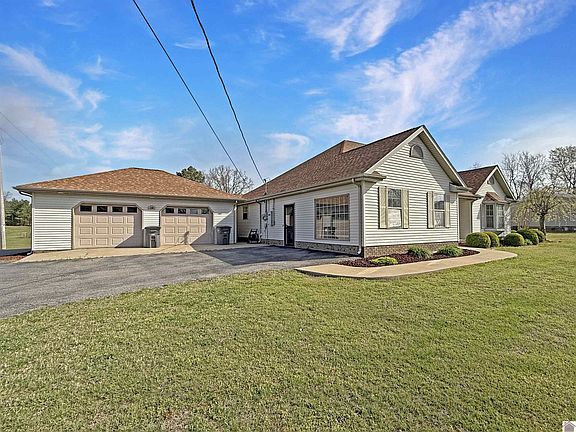 2nd image of 150 Wrather Rd