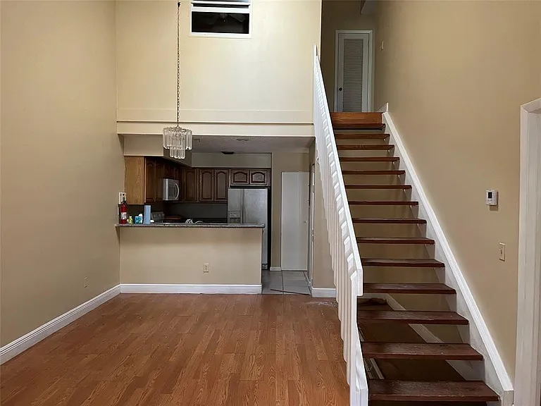 1821 Racquet Ct #1821 — Photo 2