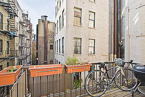 Sold by City Connections Realty | media 17