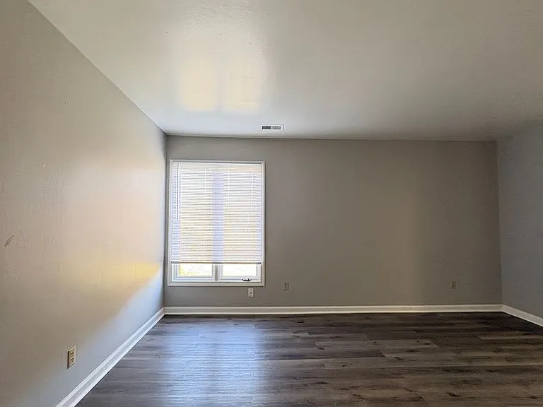 7420 Rockleigh Ave #A — Photo 100