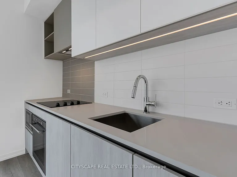 7890 Jane St #2502 — Photo 25