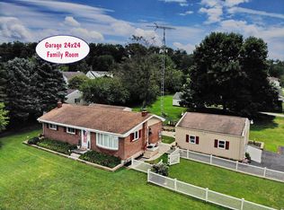 150 Emerson Ct, Hanover, PA 17331