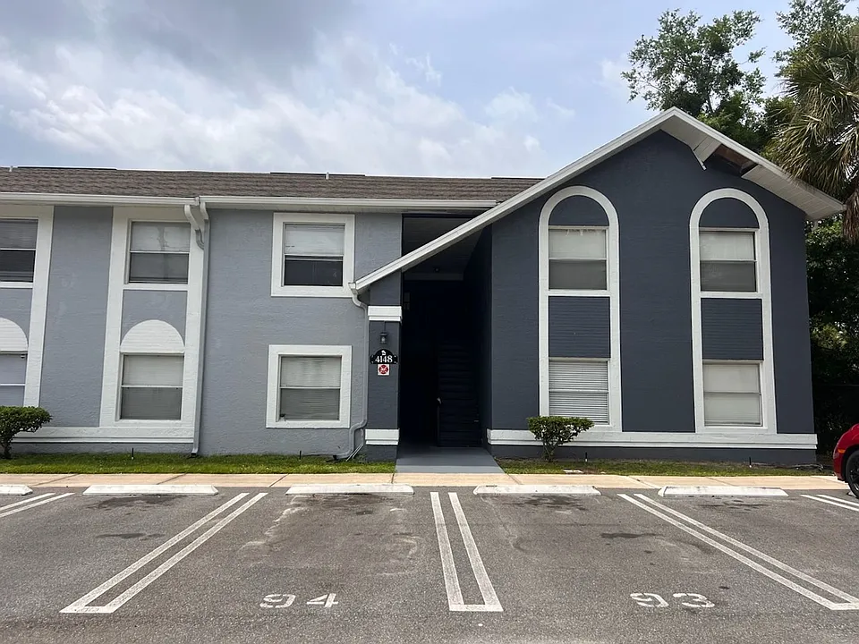 4148 Pershing Pointe Pl #5