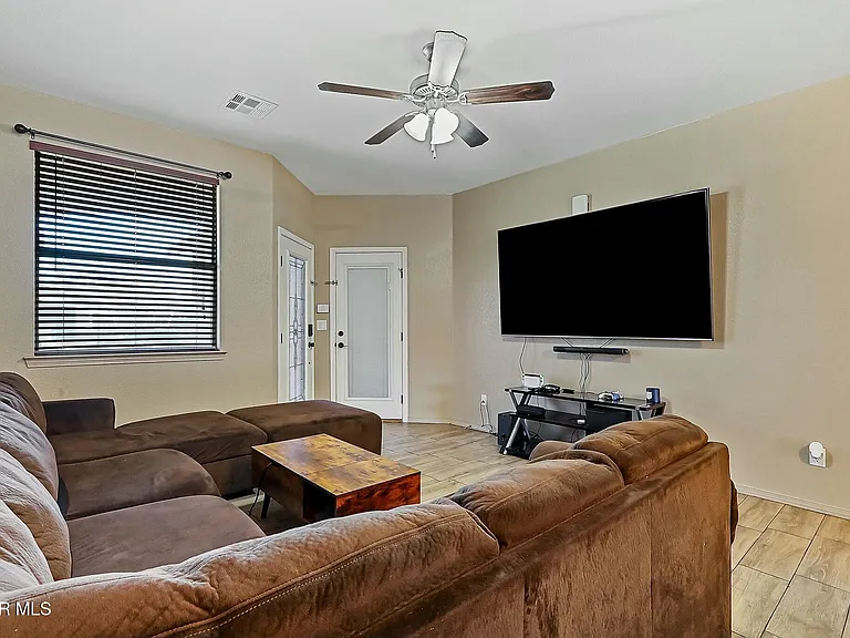 13142 Saker Dr — Photo 6