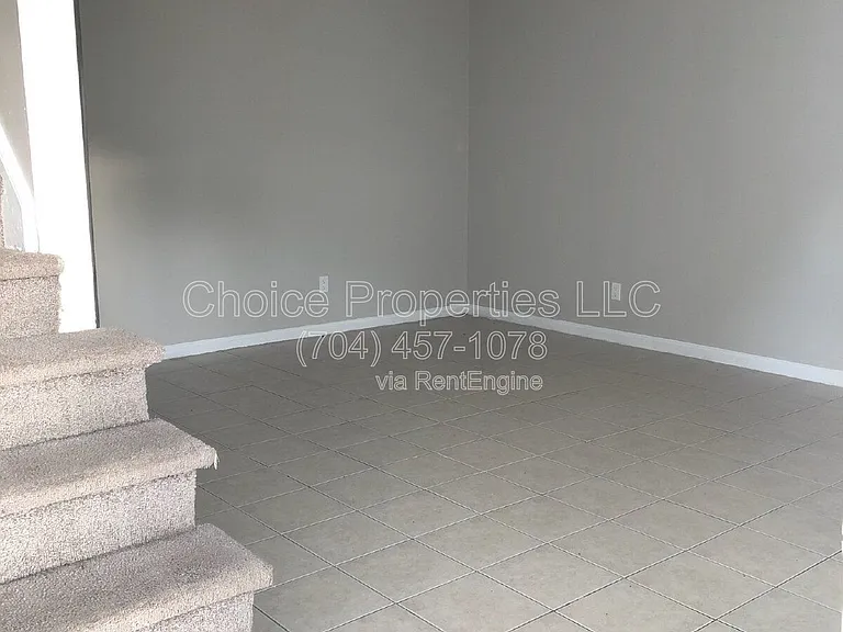 5804 Cedars East Ct #7 — Photo 20