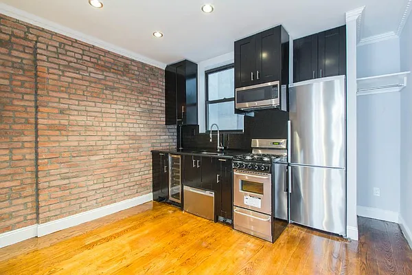 Rented by Centennial Properties NY | media 22