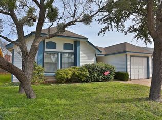 24 Shady Brook Cir, Abilene, TX 79605