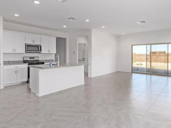 6092 E Black Caviar Pl, Tucson, AZ 85756