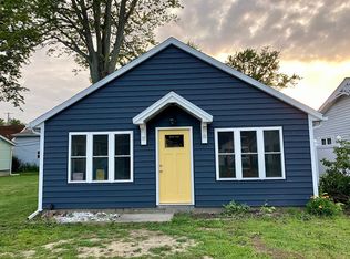 1873 Maple Dr, Ashtabula, OH 44004