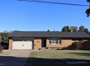723 40th St NW, Canton, OH 44709