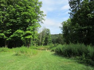 S Quaker Hill Rd, Pawling, NY 12564