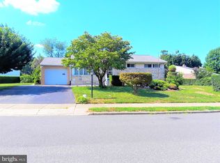 1509 Creswood Rd, Philadelphia, PA 19115