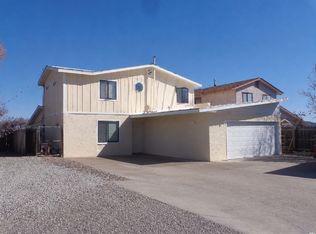 813 E Morgan Ave, Gallup, NM 87301