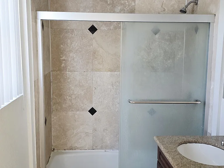 2230 E Ocean Blvd #4 — Photo 10