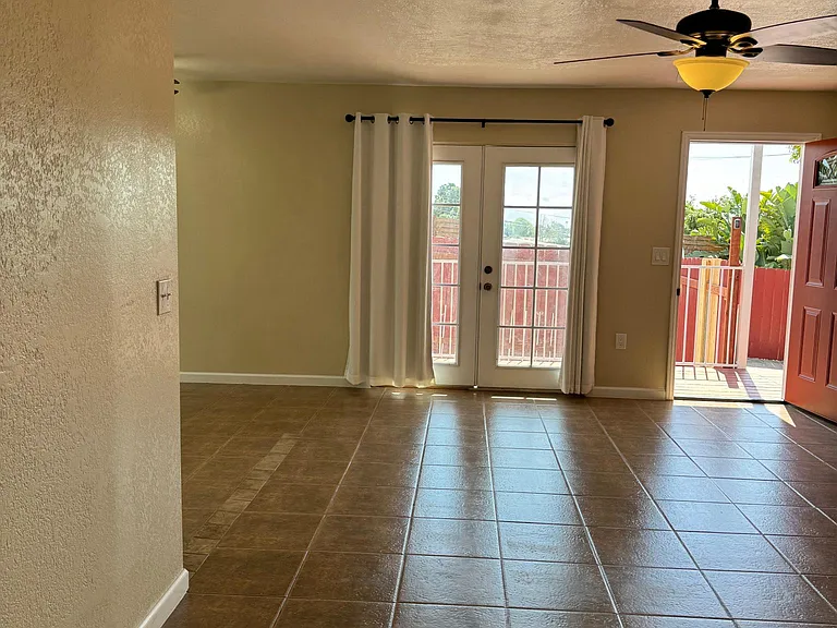 813 Carey Rd — Photo 11