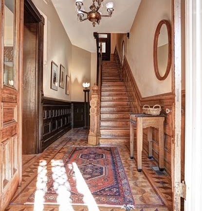 4th image of 2200 E Grace St #B