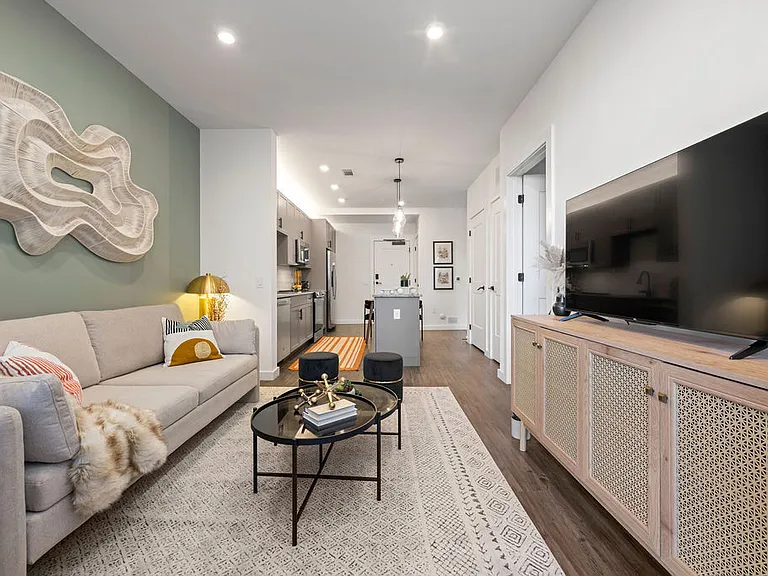 Enclave at Radius Dilworth — Photo 8