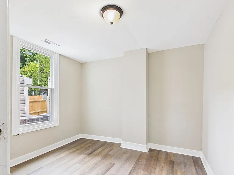 529 Harrison St #B — Photo 20