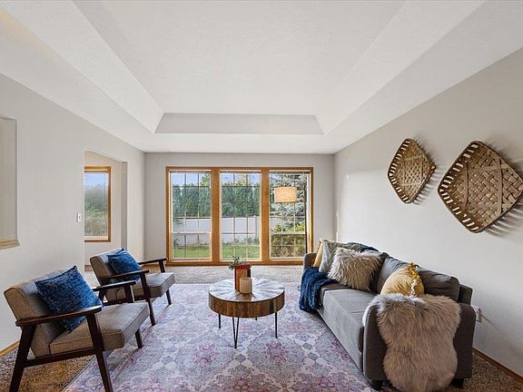 3rd image of 5404 W Bedford Ave
