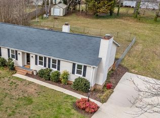 1011 Harness Trl, Simpsonville, SC 29681