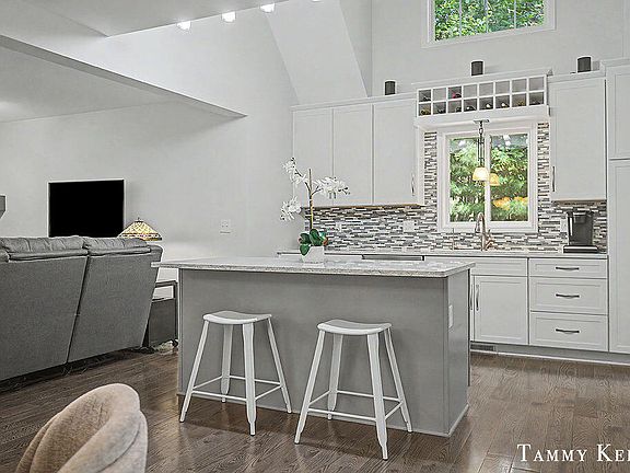 4th image of 2339 Forest Trail Cir