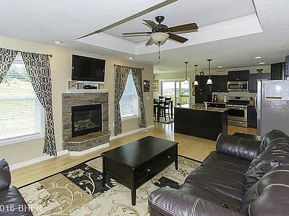 Lighted tray Ceiling.