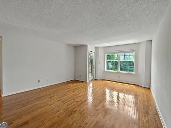 4106 Chastain Park Ct NE, Atlanta, GA 30342