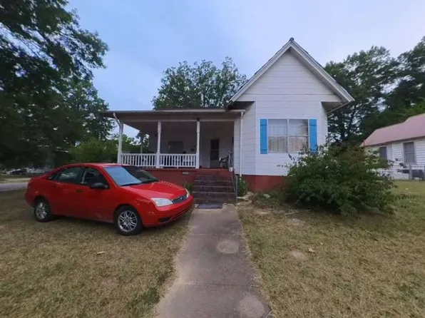 6 Loner Ave, Gadsden, AL 35904