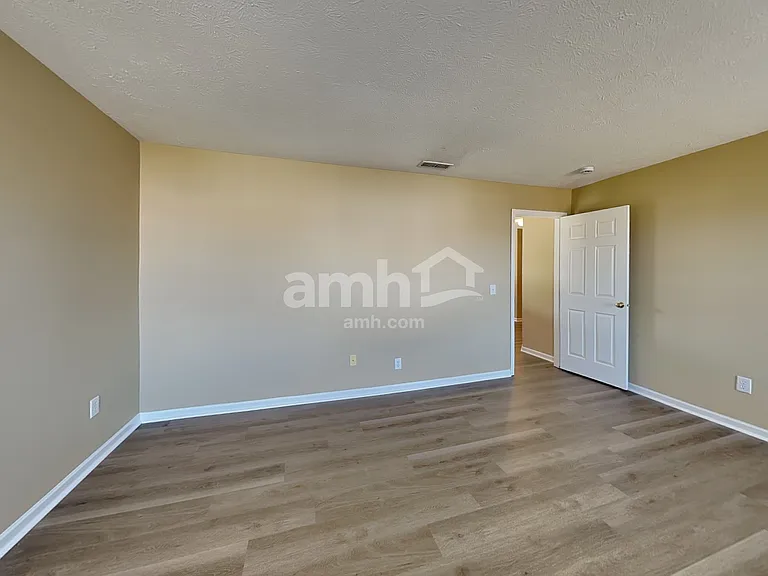 5355 Pelham Way — Photo 12