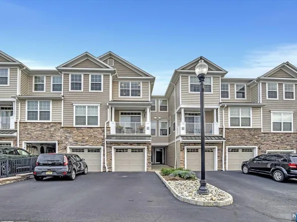 36 Autumn Way, Montvale, NJ 07645