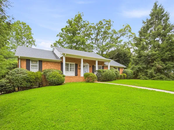 1315 Briarcliff Rd, Burlington, NC 27215