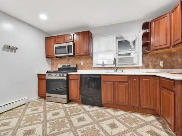 358 Broadway image 6 of 14