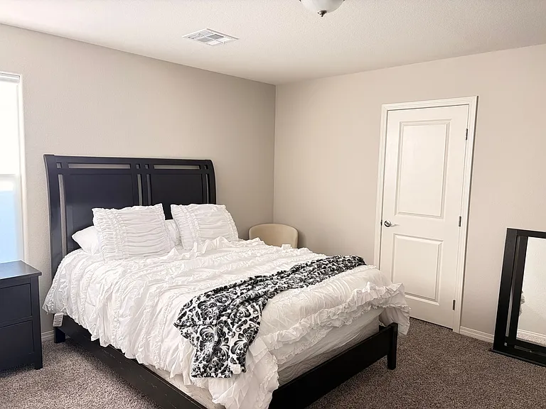 4066 Porticella Ave — Photo 12