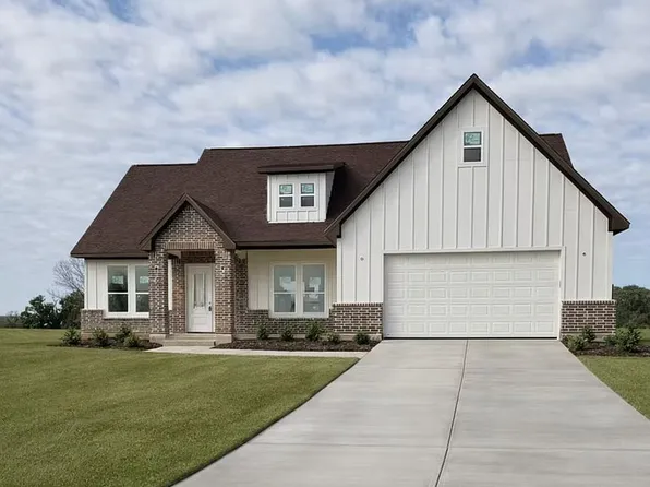 206 Shetland Ct, Angleton, TX 77515