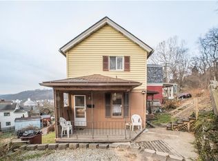 653 5th St, Pitcairn, PA 15140