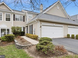 365 Watkins Rd, Pennington, NJ 08534