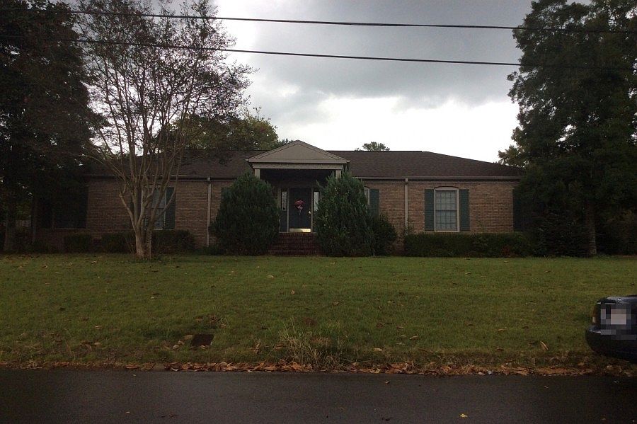1st image of 66 Arcadia Dr