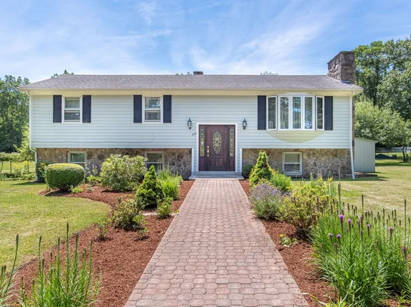353 American Legion Hwy, Westport, MA 02790