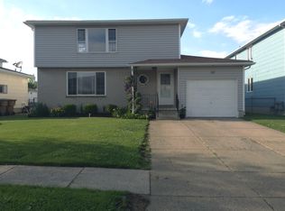 62 Lemans Dr, Depew, NY 14043